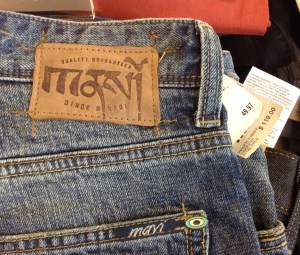 Mavi jeans - in Tibetan